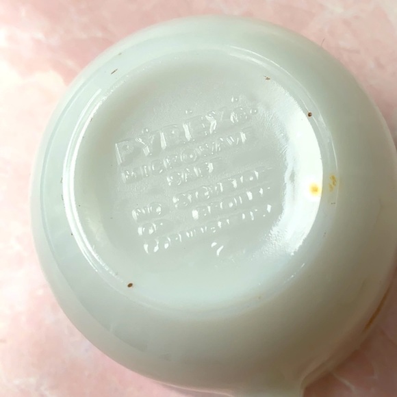 Vintage Pyrex Brown Floral Tea/Coffee Cups 7oz - Picture 13 of 13